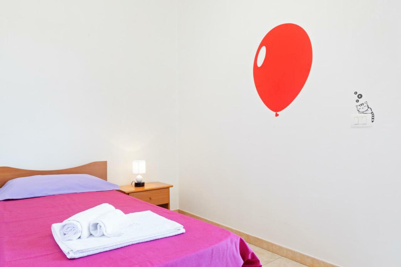 Focallo Seaside Holiday Flat Santa Maria Del Focallo Eksteriør billede